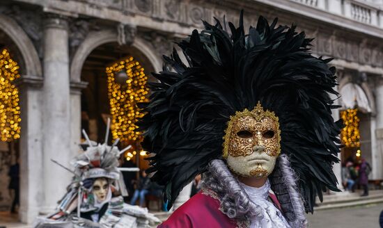 Венецианский карнавал-2020