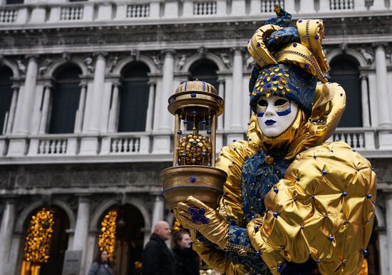 Венецианский карнавал-2020