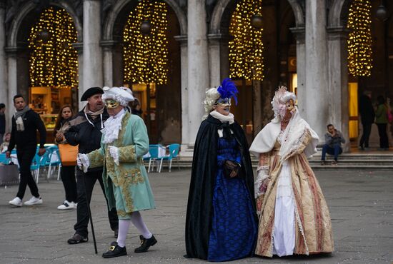 Венецианский карнавал-2020