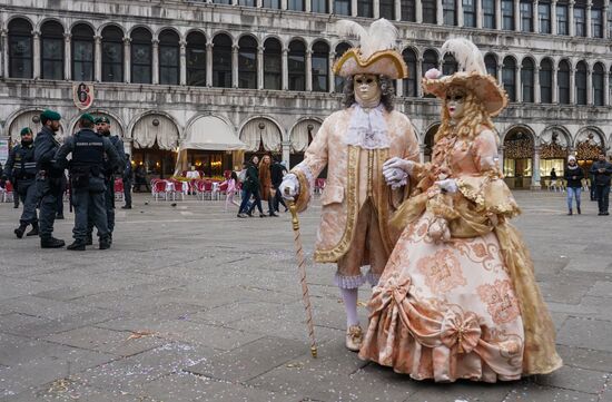Венецианский карнавал-2020