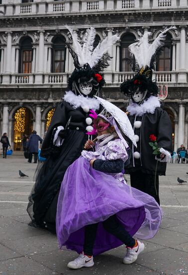 Венецианский карнавал-2020