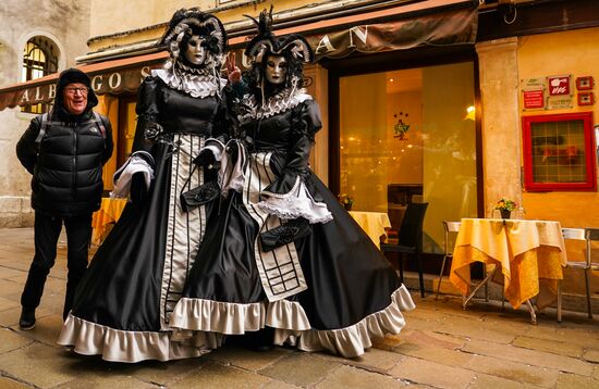 Венецианский карнавал-2020