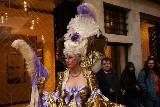 Венецианский карнавал-2020