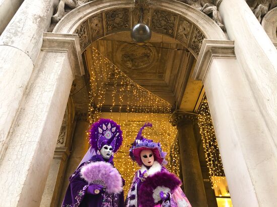 Венецианский карнавал-2020
