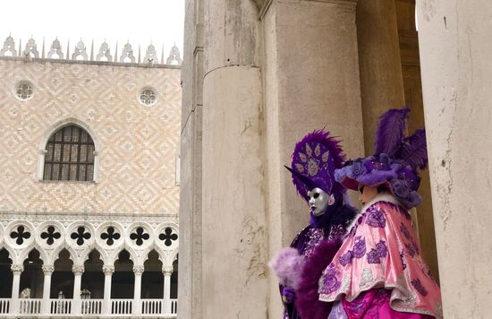 Венецианский карнавал-2020