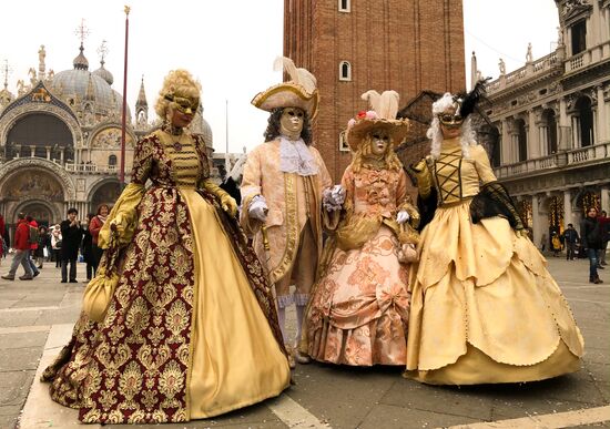 Венецианский карнавал-2020