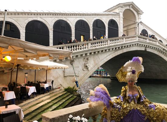 Венецианский карнавал-2020