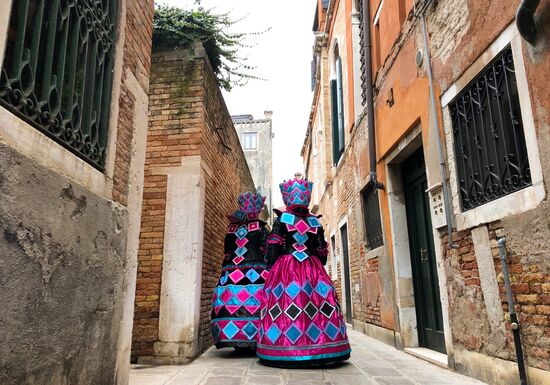 Венецианский карнавал-2020