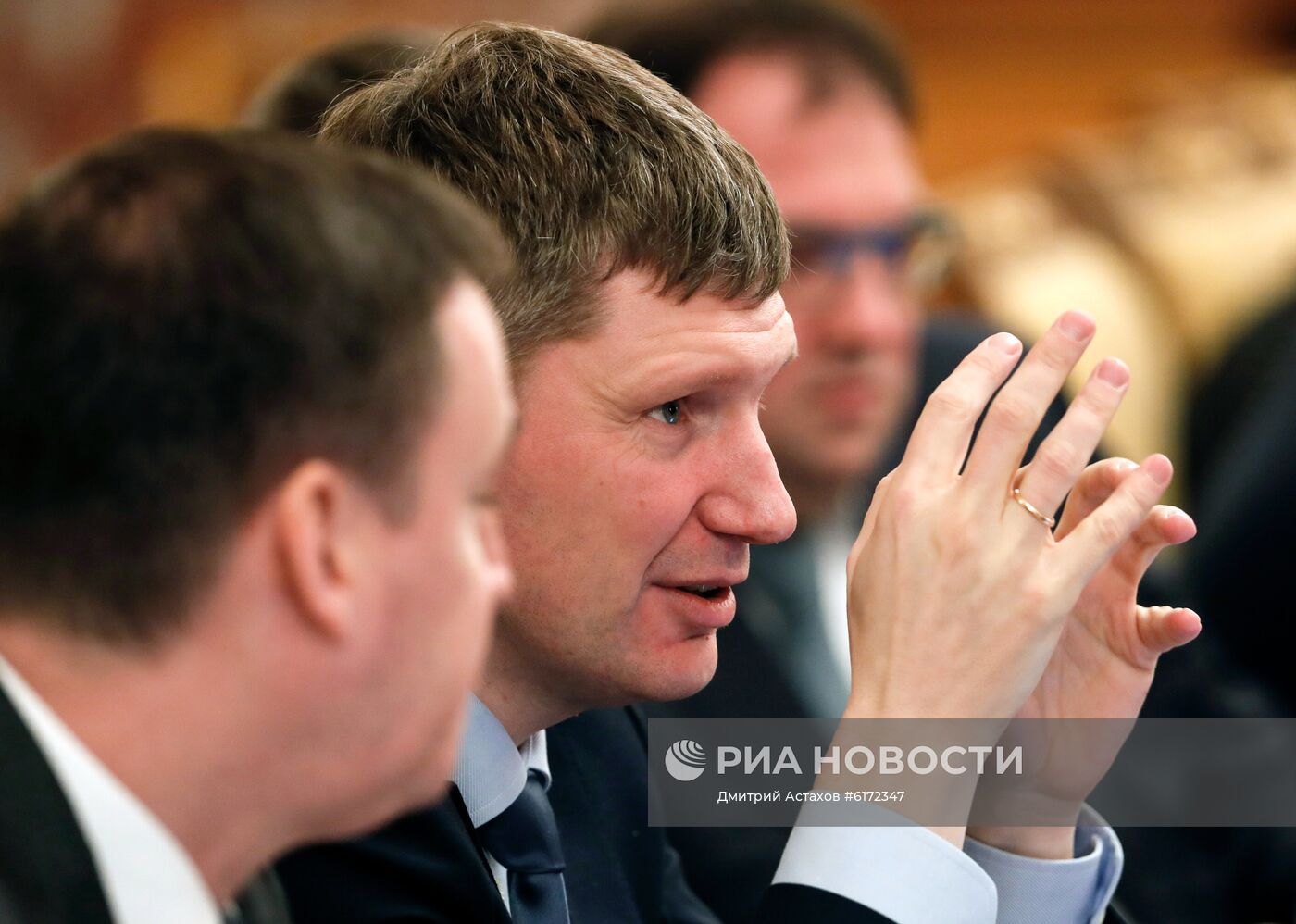 Премьер-министр РФ М. Мишустин провел заседание правительства РФ