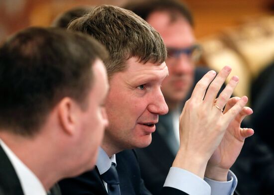 Премьер-министр РФ М. Мишустин провел заседание правительства РФ