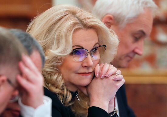 Премьер-министр РФ М. Мишустин провел заседание правительства РФ