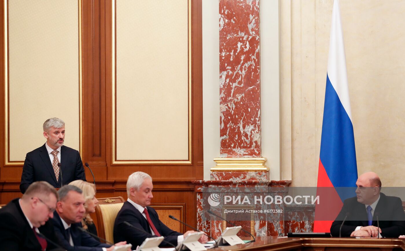 Премьер-министр РФ М. Мишустин провел заседание правительства РФ