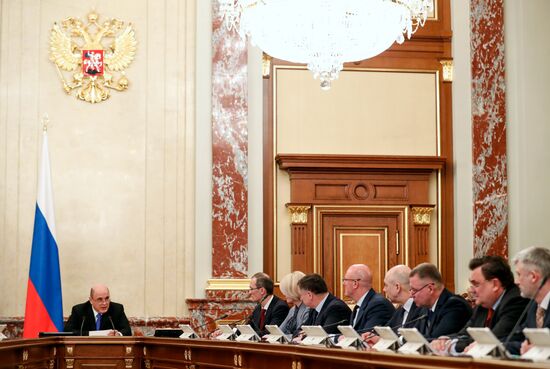 Премьер-министр РФ М. Мишустин провел заседание правительства РФ