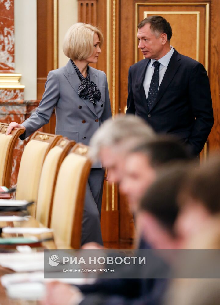 Премьер-министр РФ М. Мишустин провел заседание правительства РФ