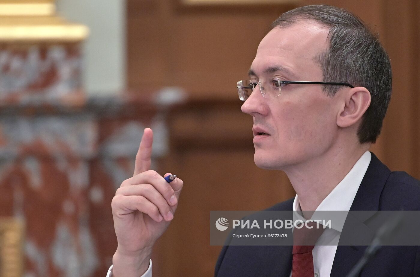 Премьер-министр РФ М. Мишустин провел заседание правительства РФ