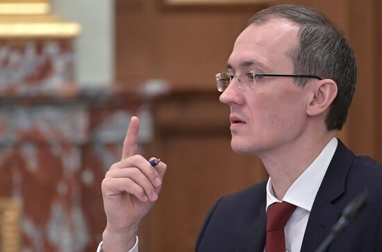 Премьер-министр РФ М. Мишустин провел заседание правительства РФ