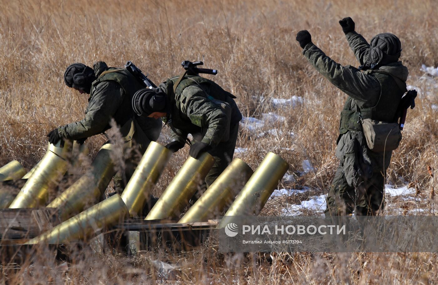 Боевые стрельбы артиллерии 5-й общевойсковой армии ВВО