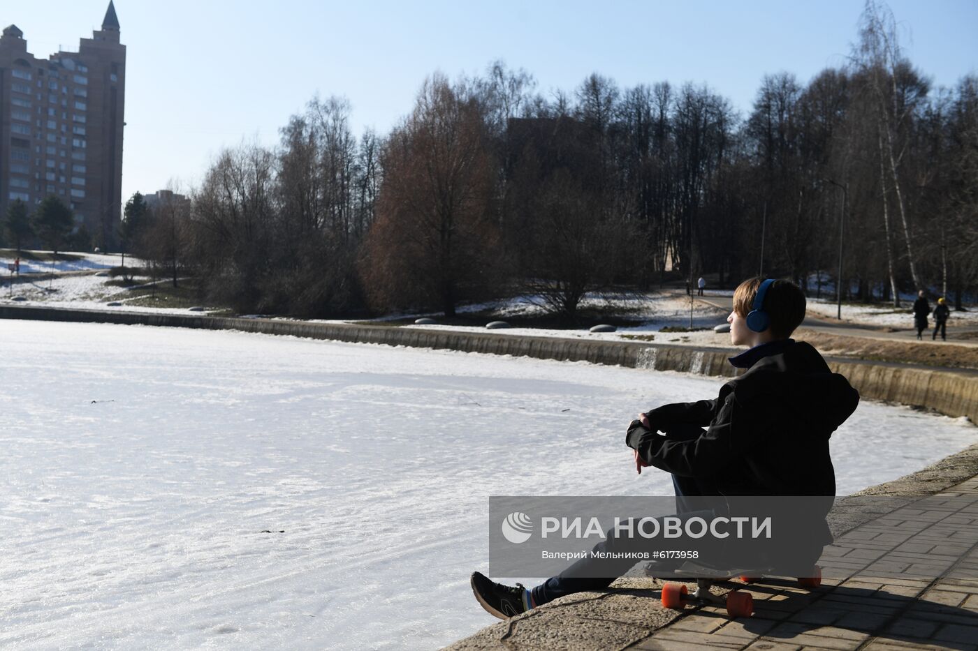 Теплая погода в Москве