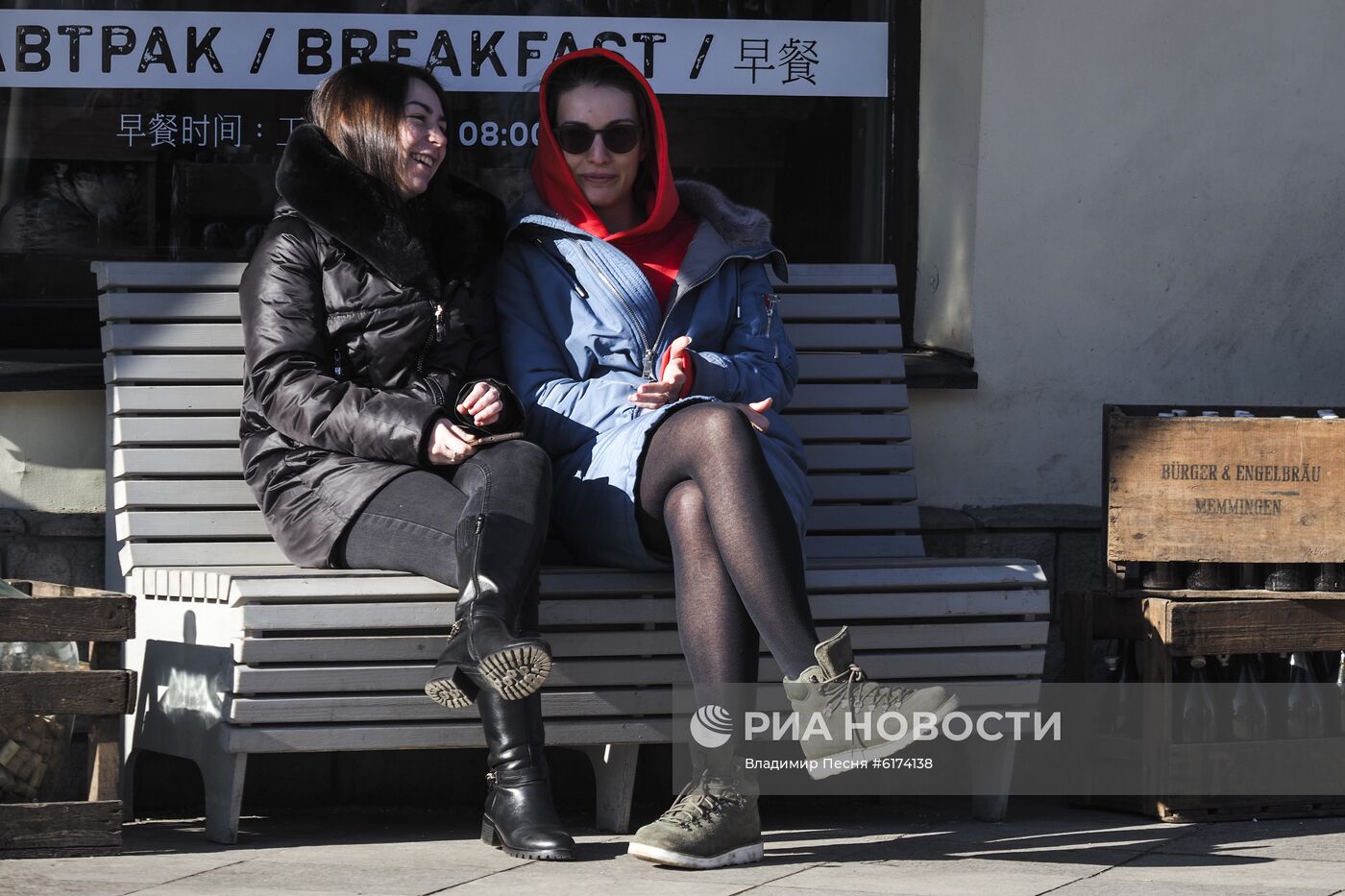 Теплая погода в Москве