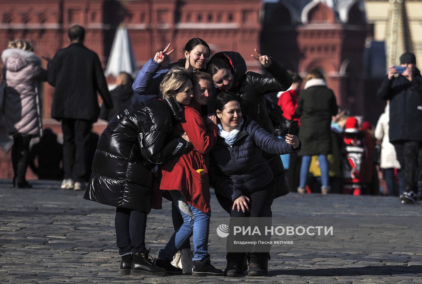 Теплая погода в Москве