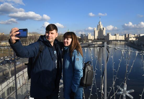 Теплая погода в Москве