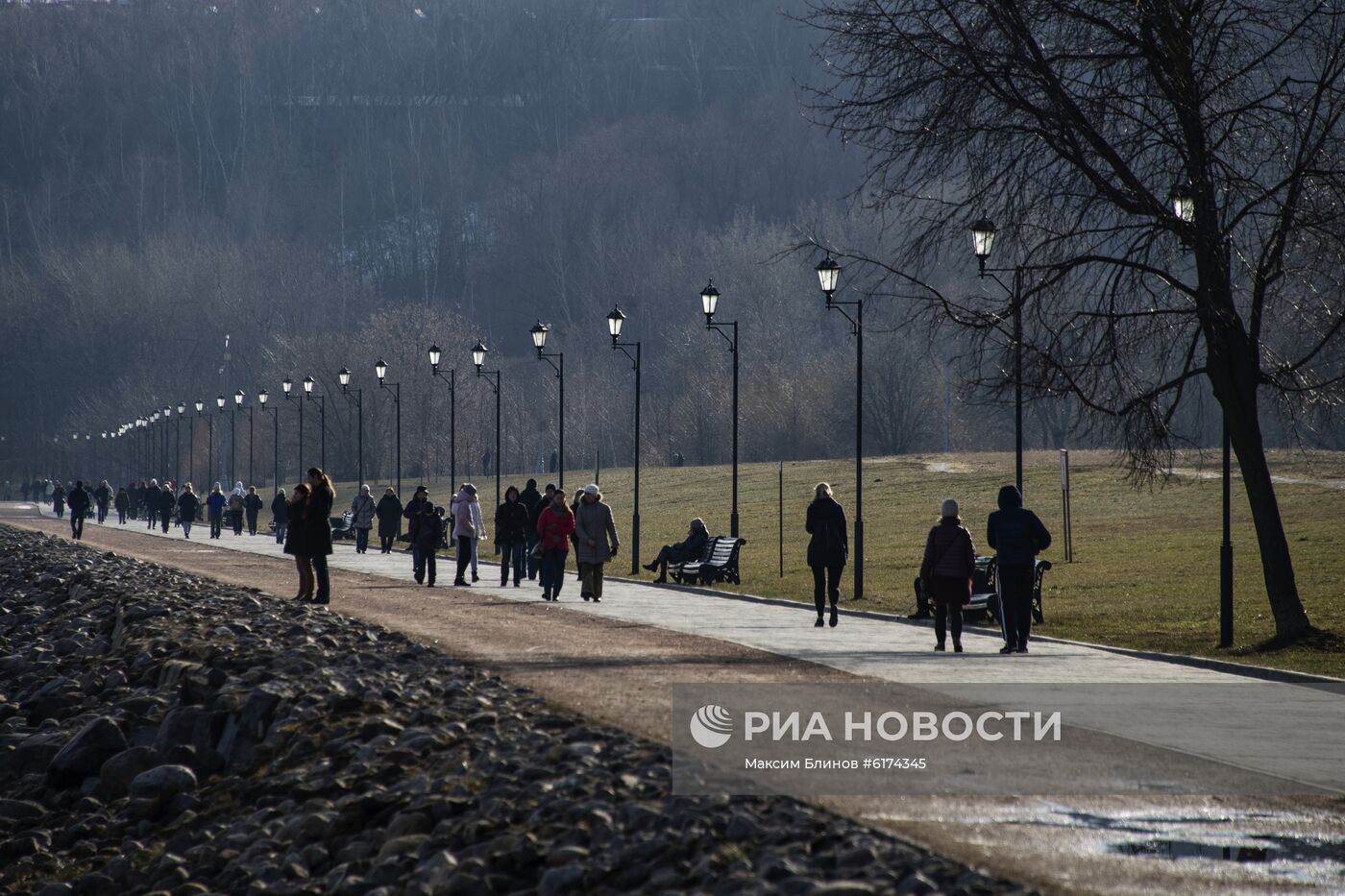 Теплая погода в Москве