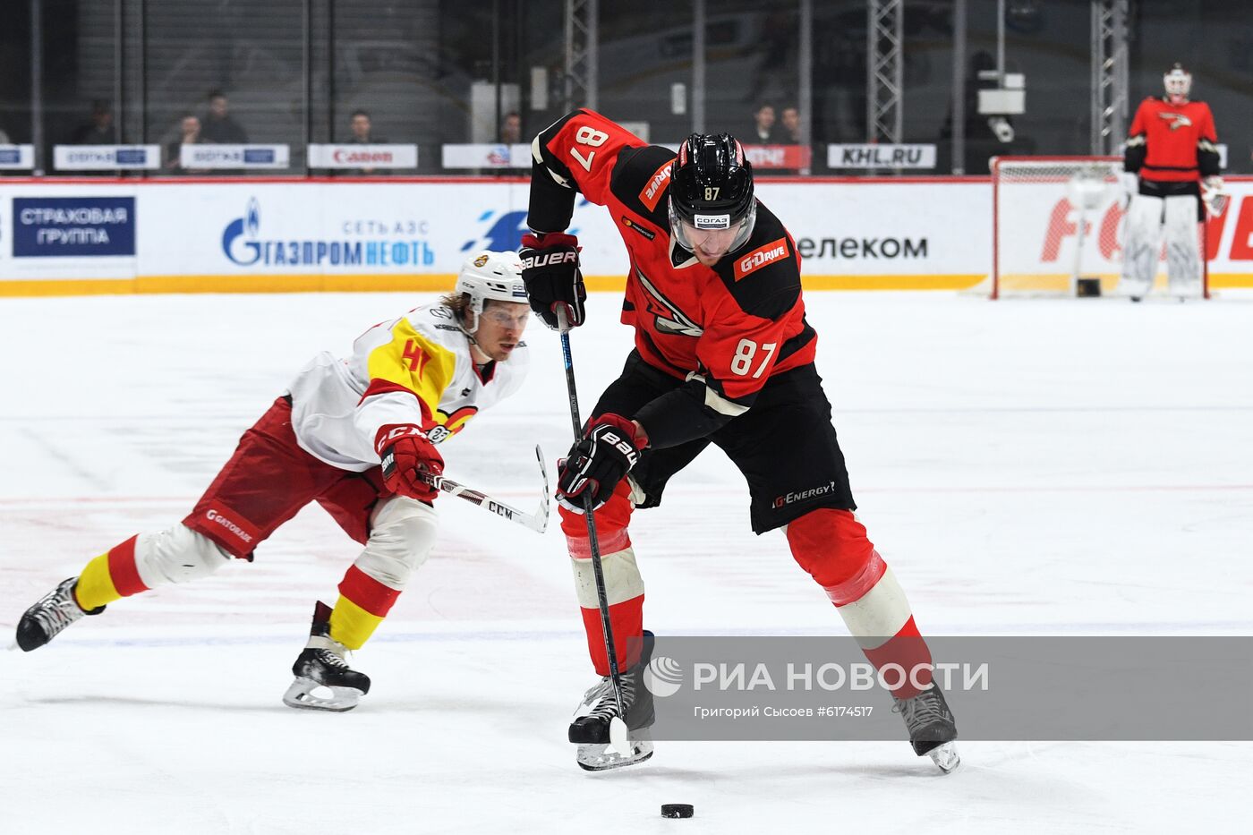 Хоккей. КХЛ. Матч "Авангард" – "Йокерит"