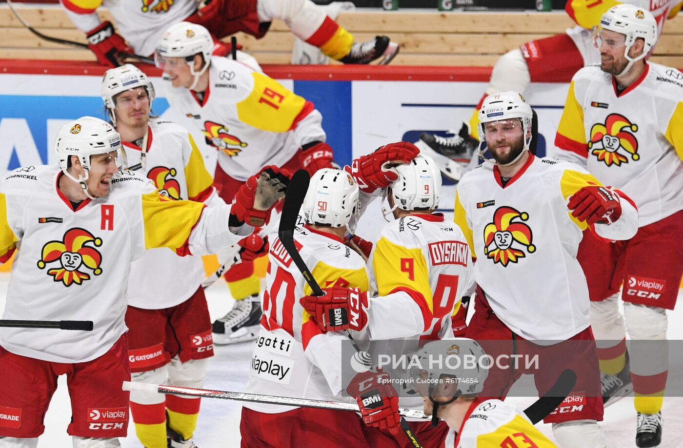 Хоккей. КХЛ. Матч "Авангард" – "Йокерит"