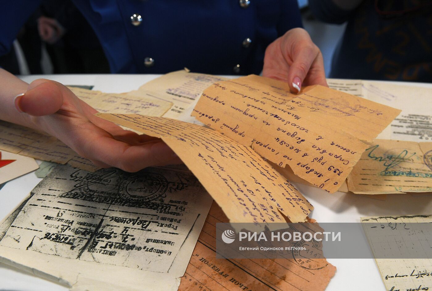 Открытие пункта приема документов для проекта "Дорога памяти" в Москве
