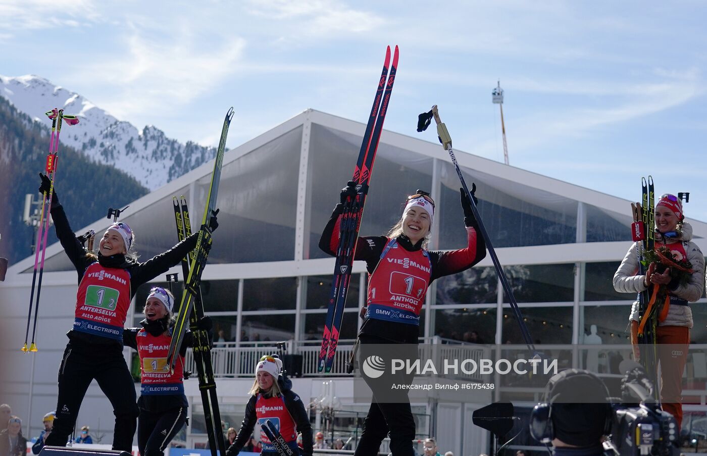 Биатлон. Чемпионат мира. Женщины. Эстафета