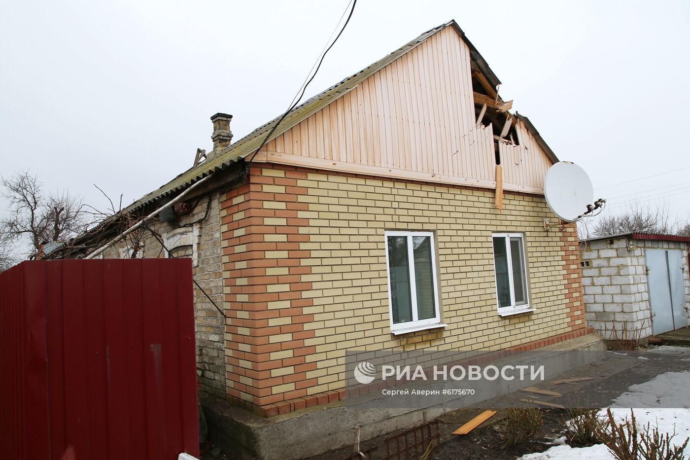 Последствия обстрела в Донецкой области