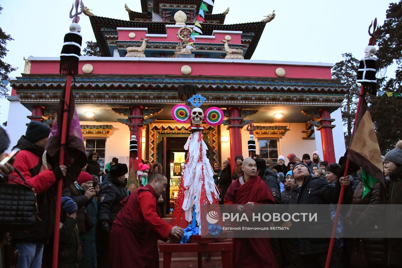 Обряд очищения Дугжууба в канун буддийского Нового года