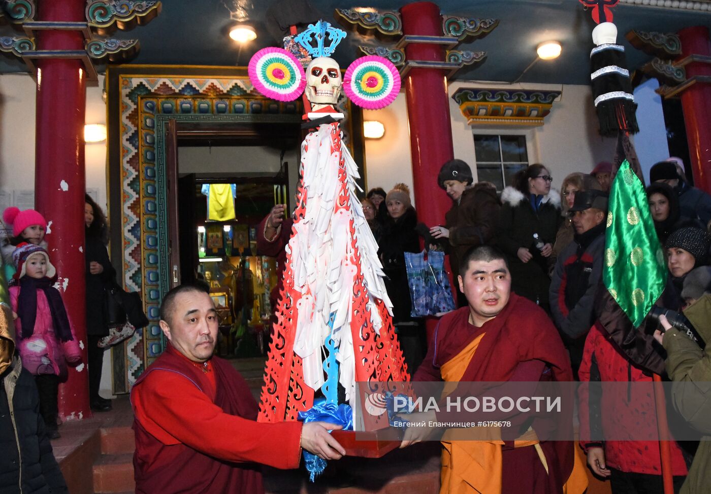 Обряд очищения Дугжууба в канун буддийского Нового года