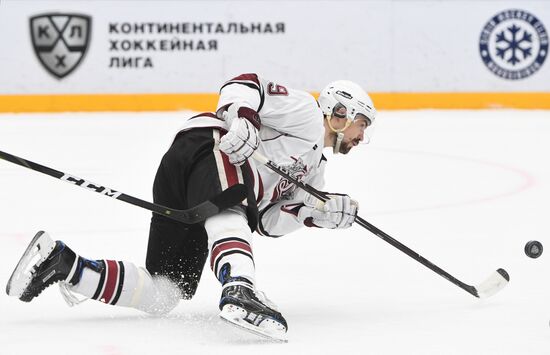 Хоккей. КХЛ. Матч "Куньлунь" - "Динамо" (Рига)