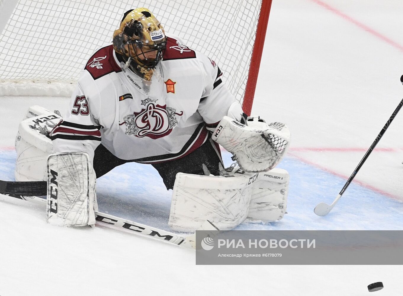 Хоккей. КХЛ. Матч "Куньлунь" - "Динамо" (Рига)