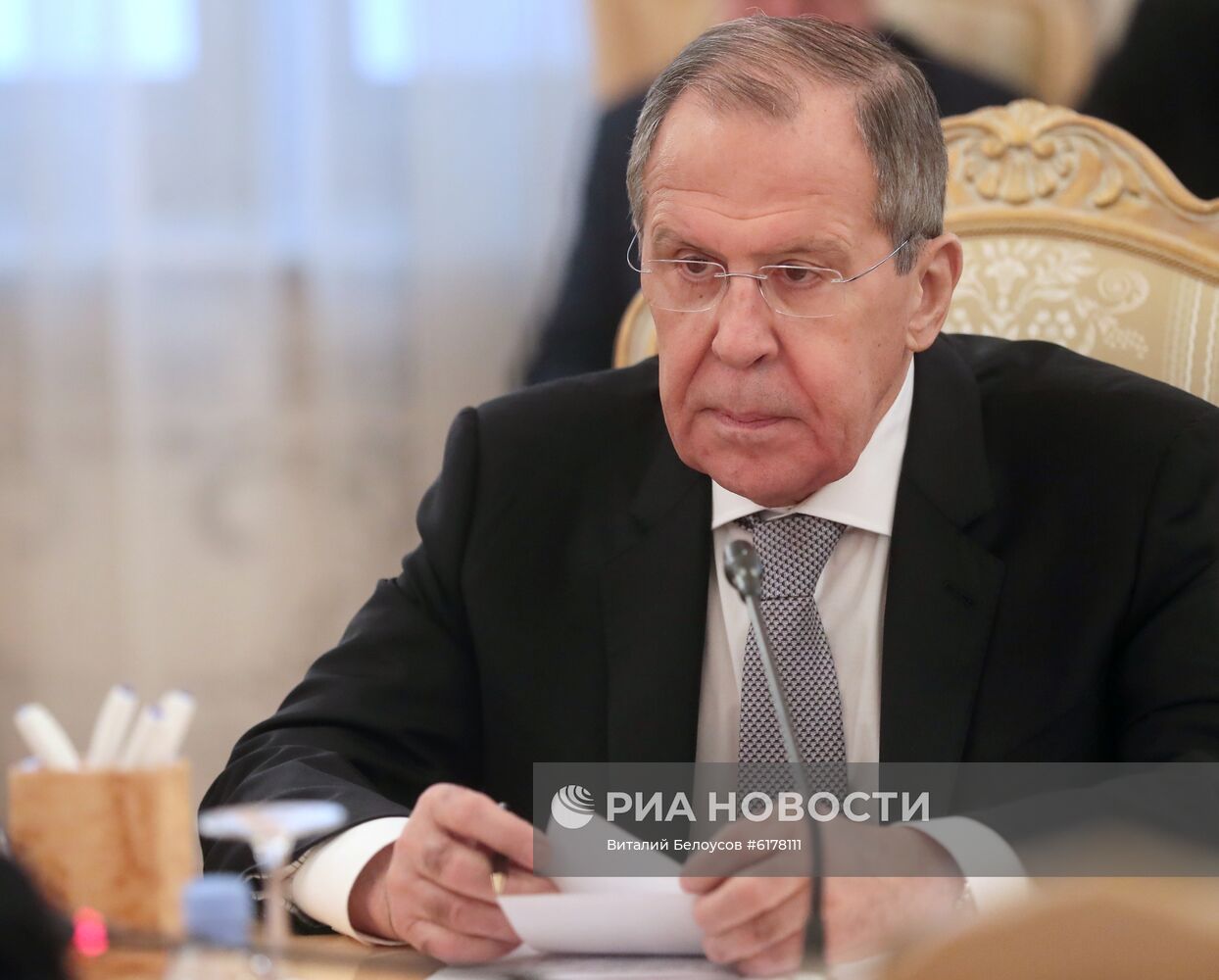 Встреча глав МИД РФ и Таджикистана С. Лаврова и С. Мухриддина