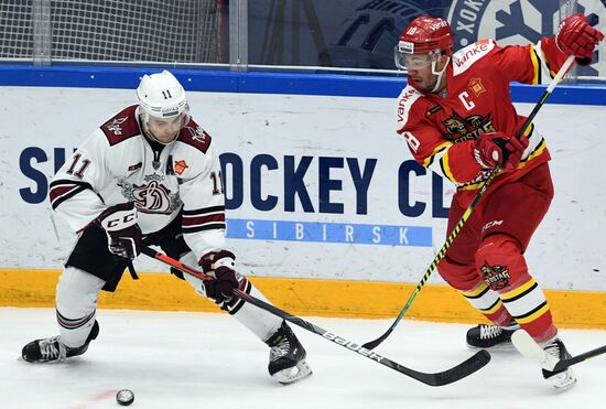 Хоккей. КХЛ. Матч "Куньлунь" - "Динамо" (Рига)