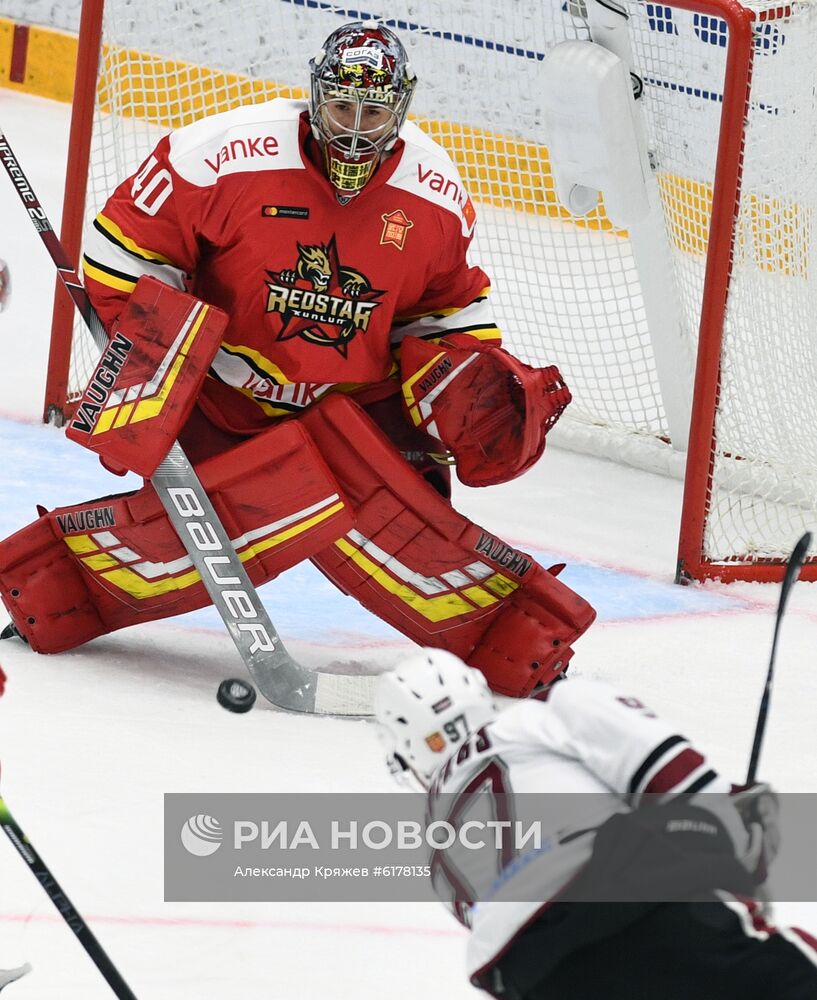 Хоккей. КХЛ. Матч "Куньлунь" - "Динамо" (Рига)