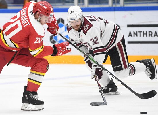 Хоккей. КХЛ. Матч "Куньлунь" - "Динамо" (Рига)