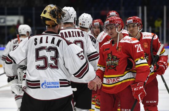 Хоккей. КХЛ. Матч "Куньлунь" - "Динамо" (Рига)