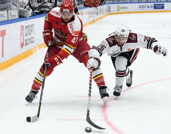 Хоккей. КХЛ. Матч "Куньлунь" - "Динамо" (Рига)