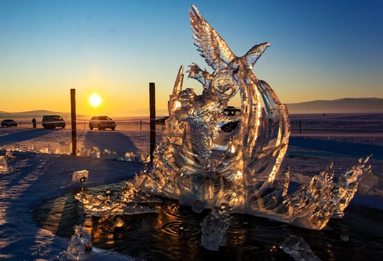Международный конкурс ледовых скульптур на Байкале