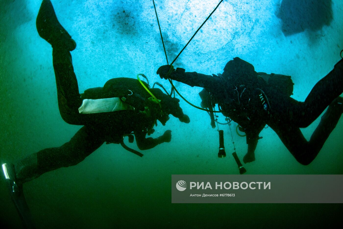 Подледные погружения на озере Белое