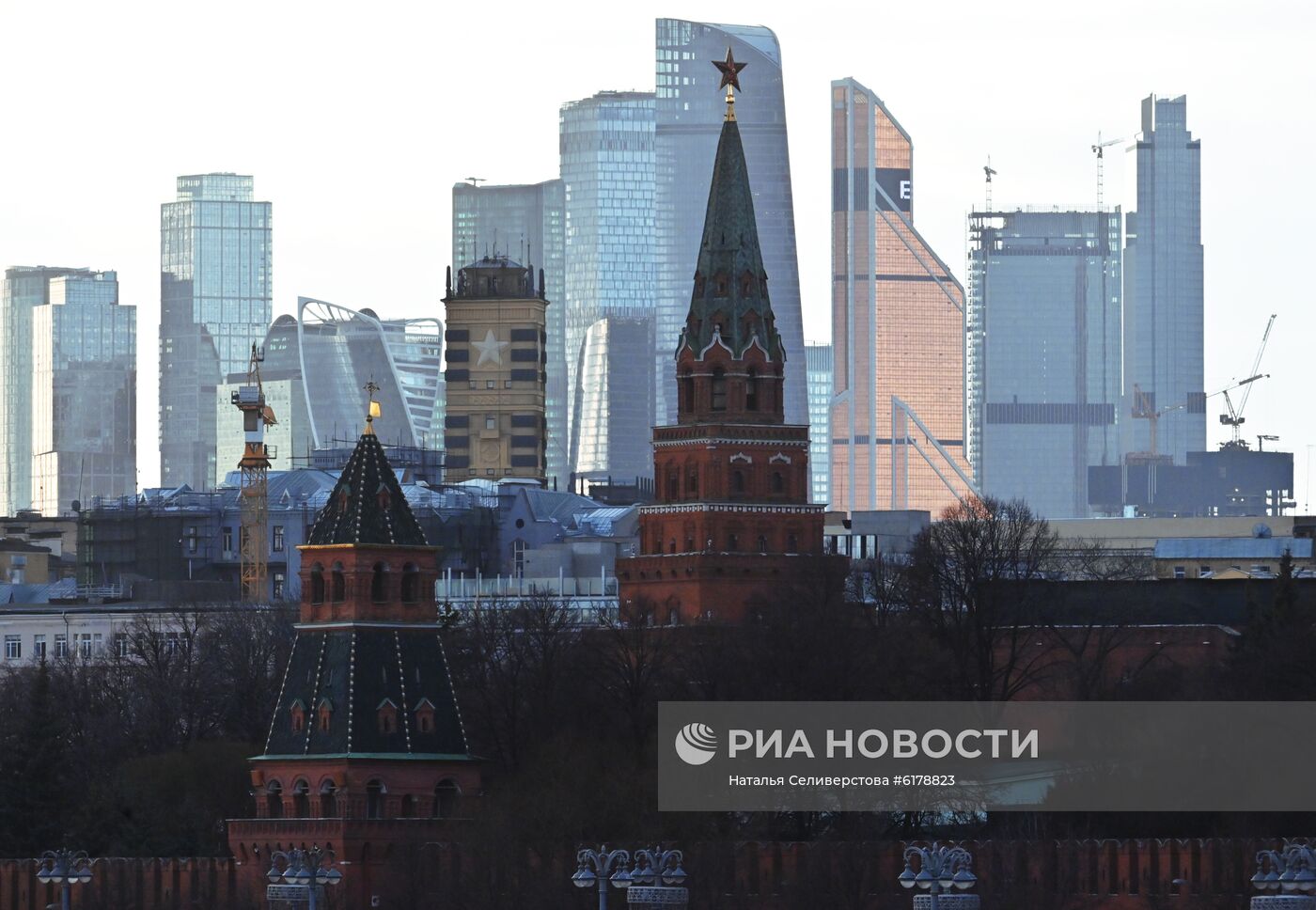 Города мира. Москва