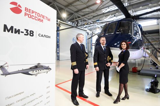 Первый гражданский вертолет Ми-38 с салоном повышенной комфортности передан заказчику