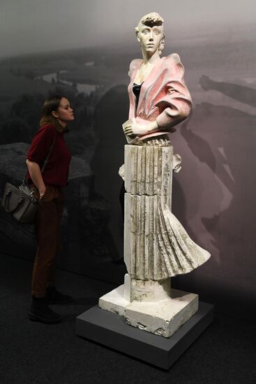 Выставка "Скульптор Александр Рукавишников" в Новой Третьяковке