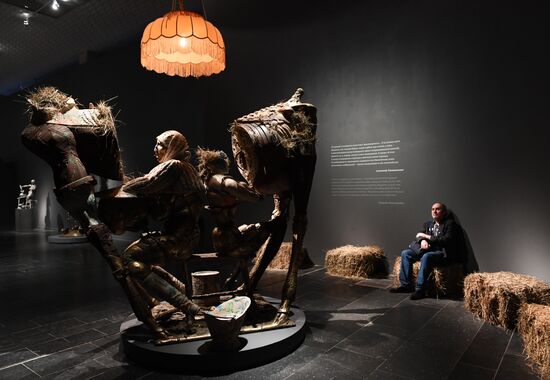 Выставка "Скульптор Александр Рукавишников" в Новой Третьяковке