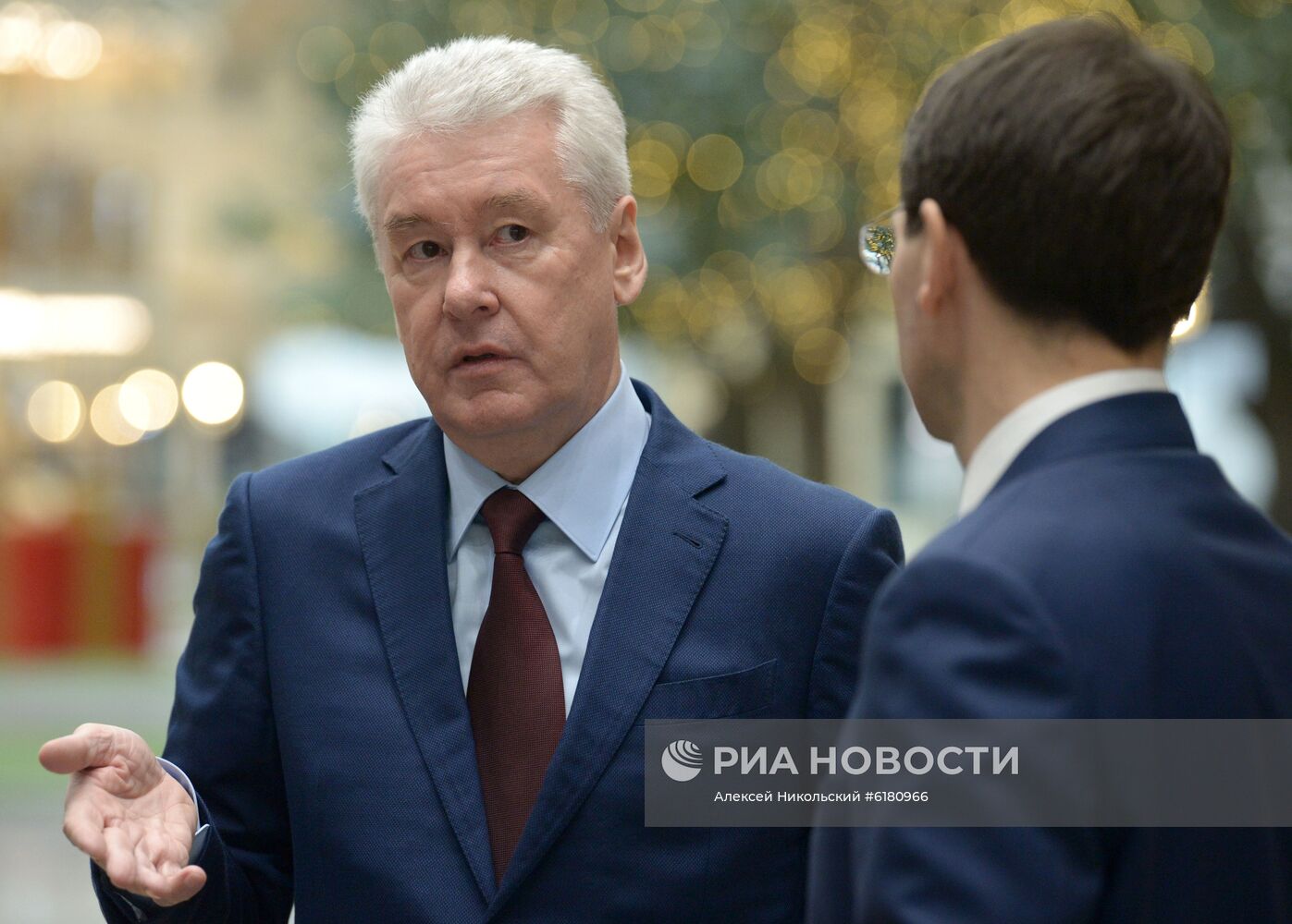 Президент РФ В. Путин посетил парк "Остров мечты"