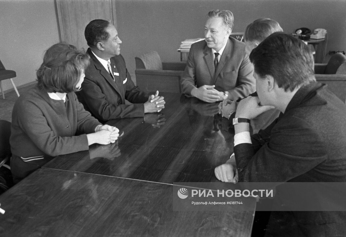 Агентство печати "Новости"