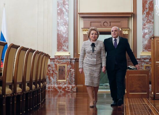 Премьер-министр РФ М. Мишустин провел встречу с членами Совета палаты Совета Федерации РФ